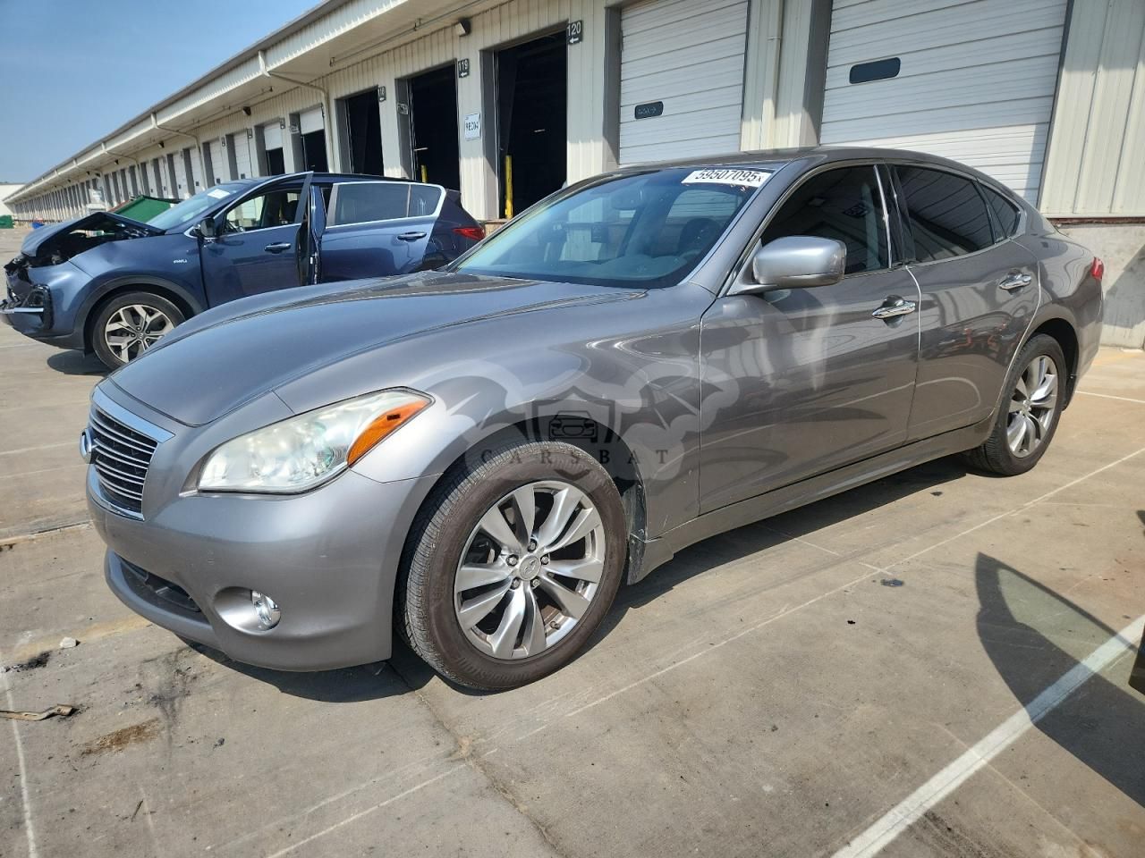 Infiniti M37 X 3.7L 6 2011