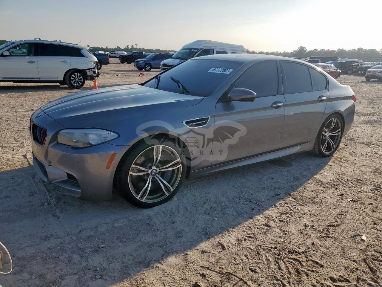 BMW M5 4.4L 8 2013
