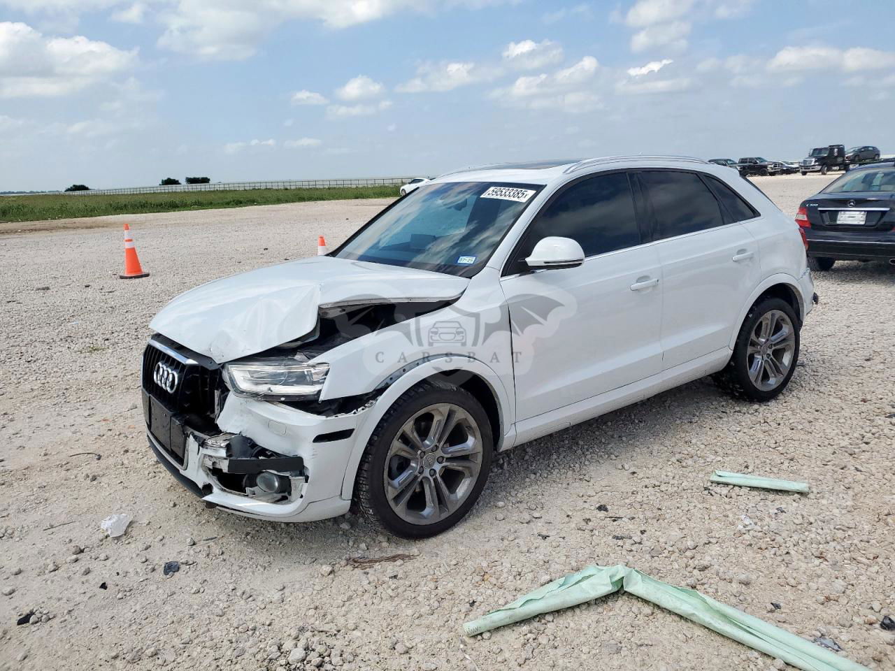Audi Q3 PREMIUM PLUS 2.0L  4 2015