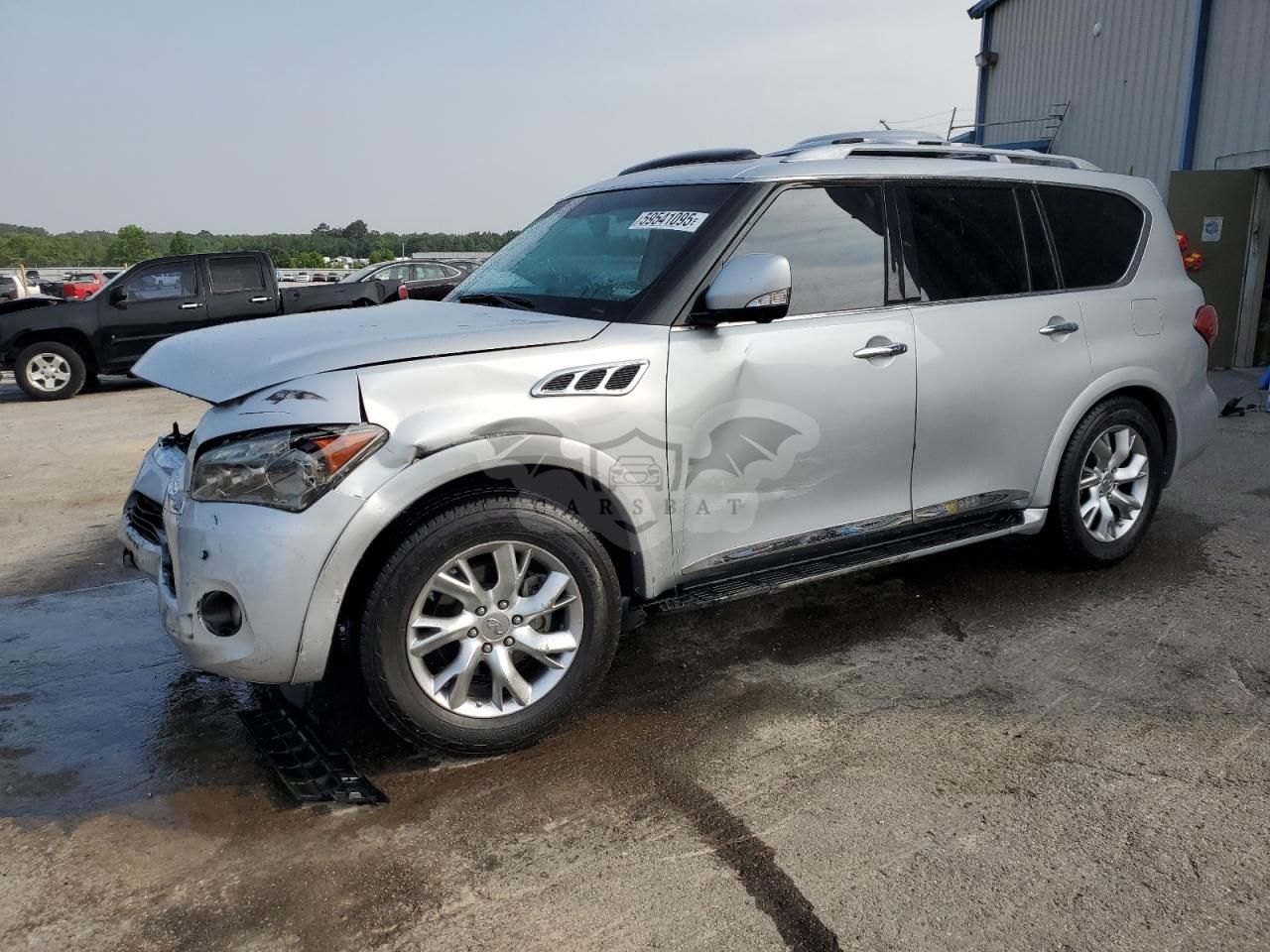 Infiniti QX56 5.6L 8 2011