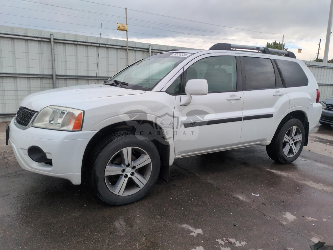 Mitsubishi Endeavor SE 3.8L 6 2011