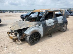 Kia Soul + 2.0L 4 2014