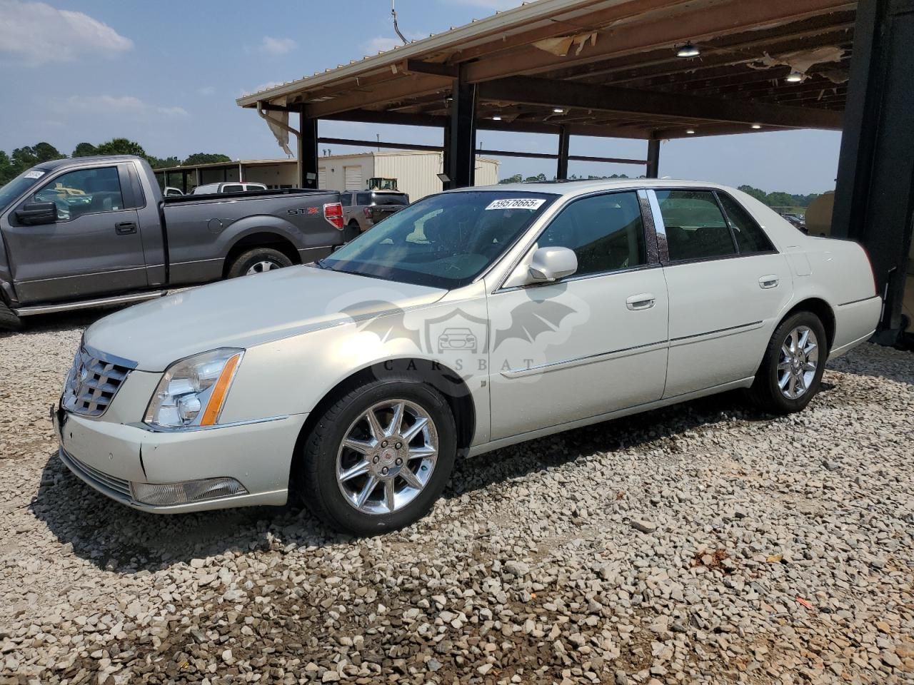 Cadillac DTS LUXURY COLLECTION 4.6L 8 2010