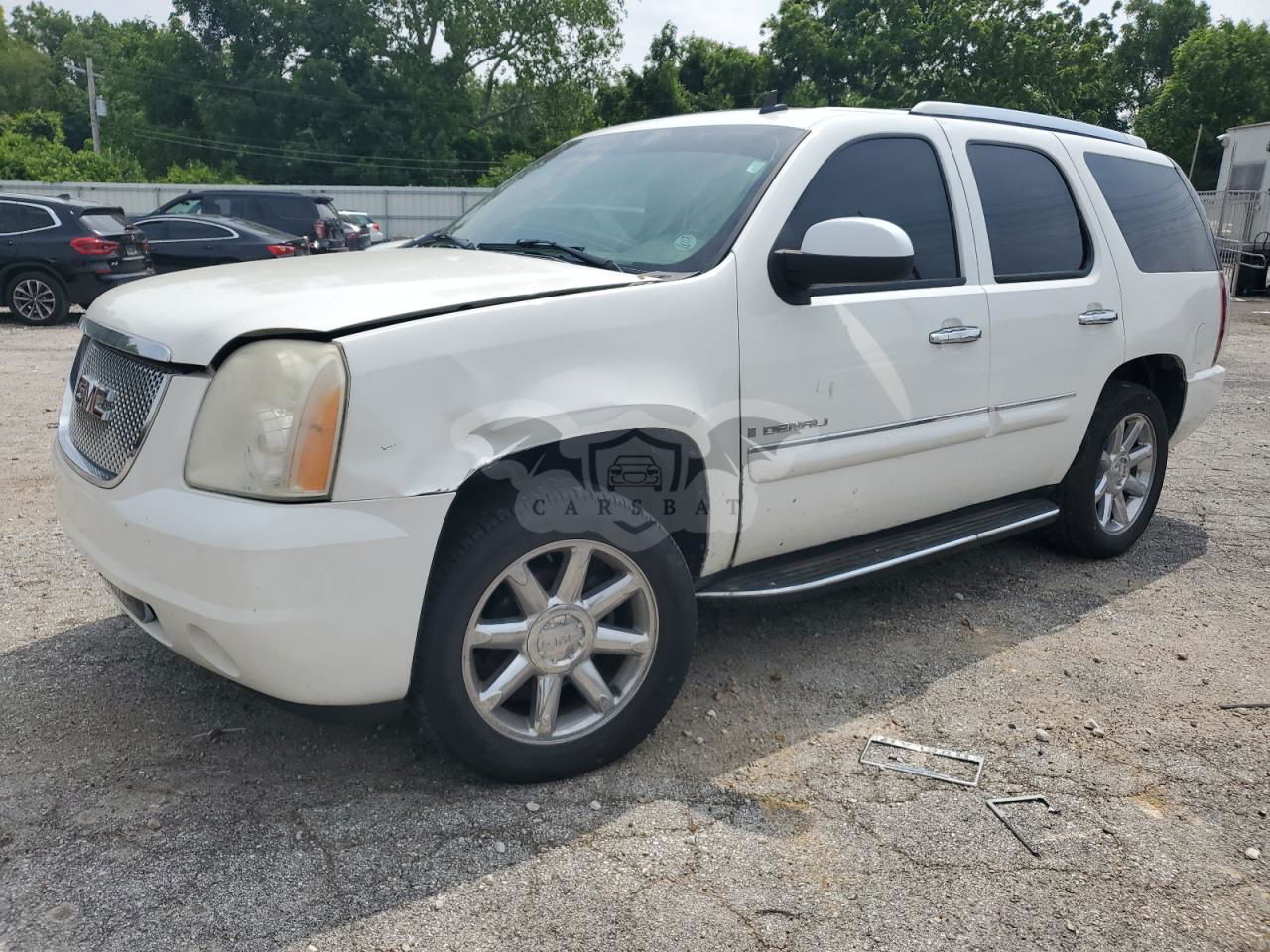 GMC Yukon DENALI 6.2L  8 2008