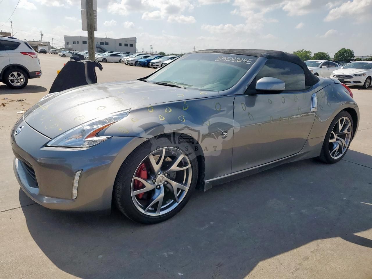 Nissan 370z BASE 3.7L 6 2015