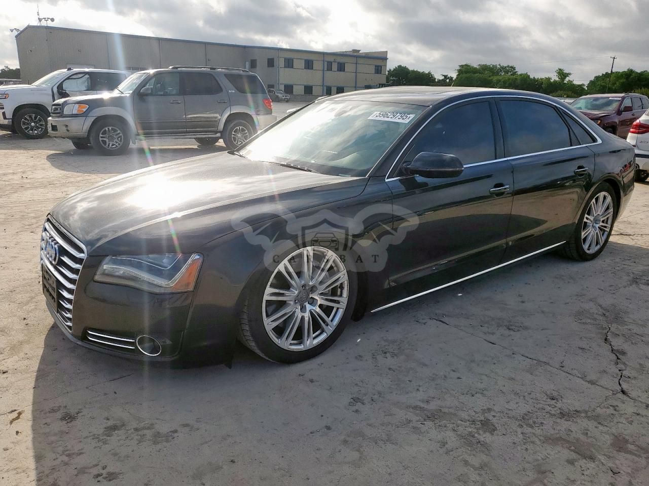 Audi A8 L QUATTRO 4.0L 8 2013