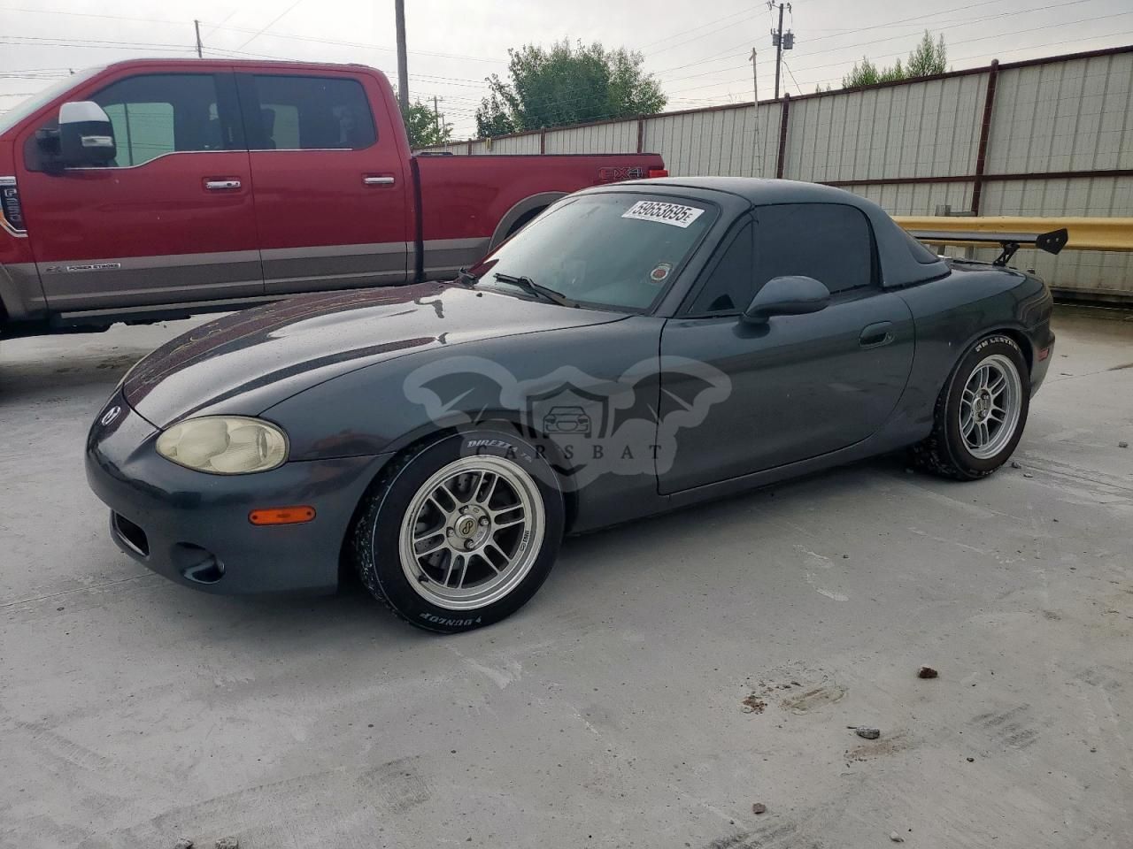 Mazda MX-5 (Miata) BASE 1.8L 4 2001