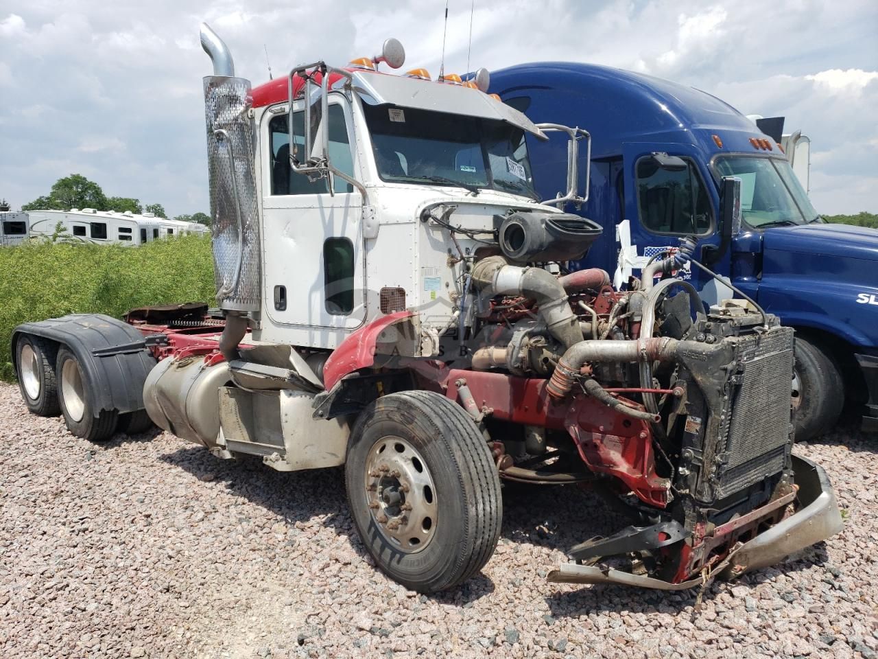 Peterbilt 384 10.8L 6 2009