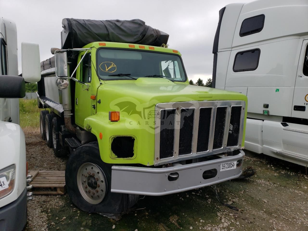International 1000 / 2000 Series 2674 14.0L 6 1998