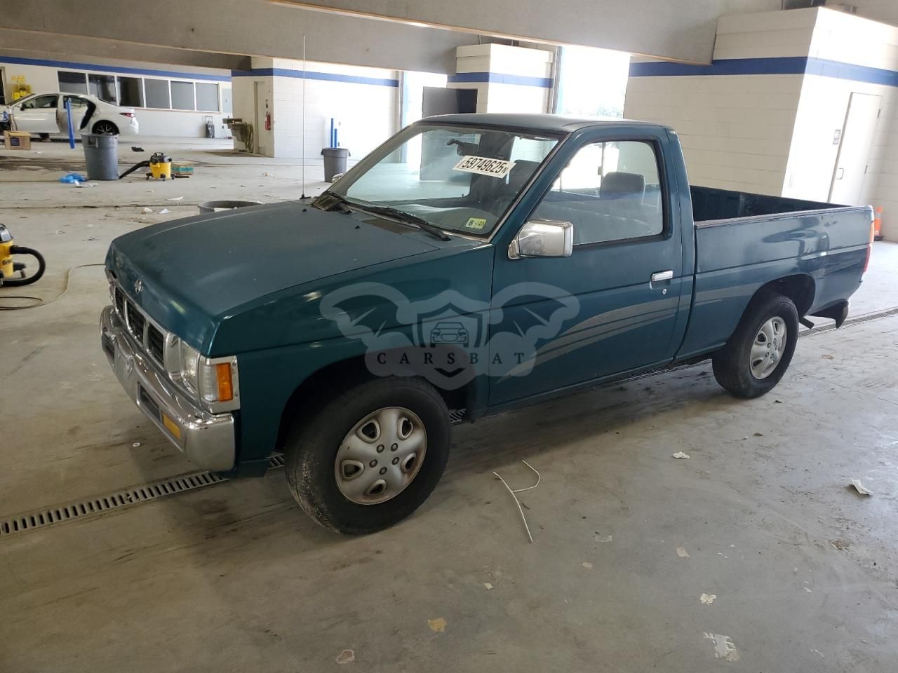 Nissan Navara E/XE 2.4L 4 1995