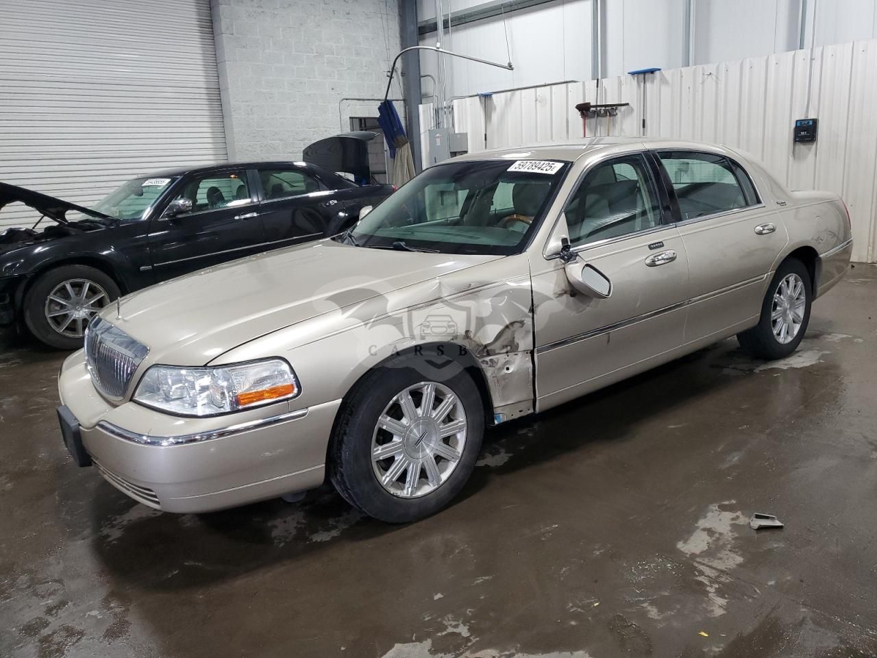 Lincoln Town Car SIGNATURE LIMITED 4.6L 8 2011