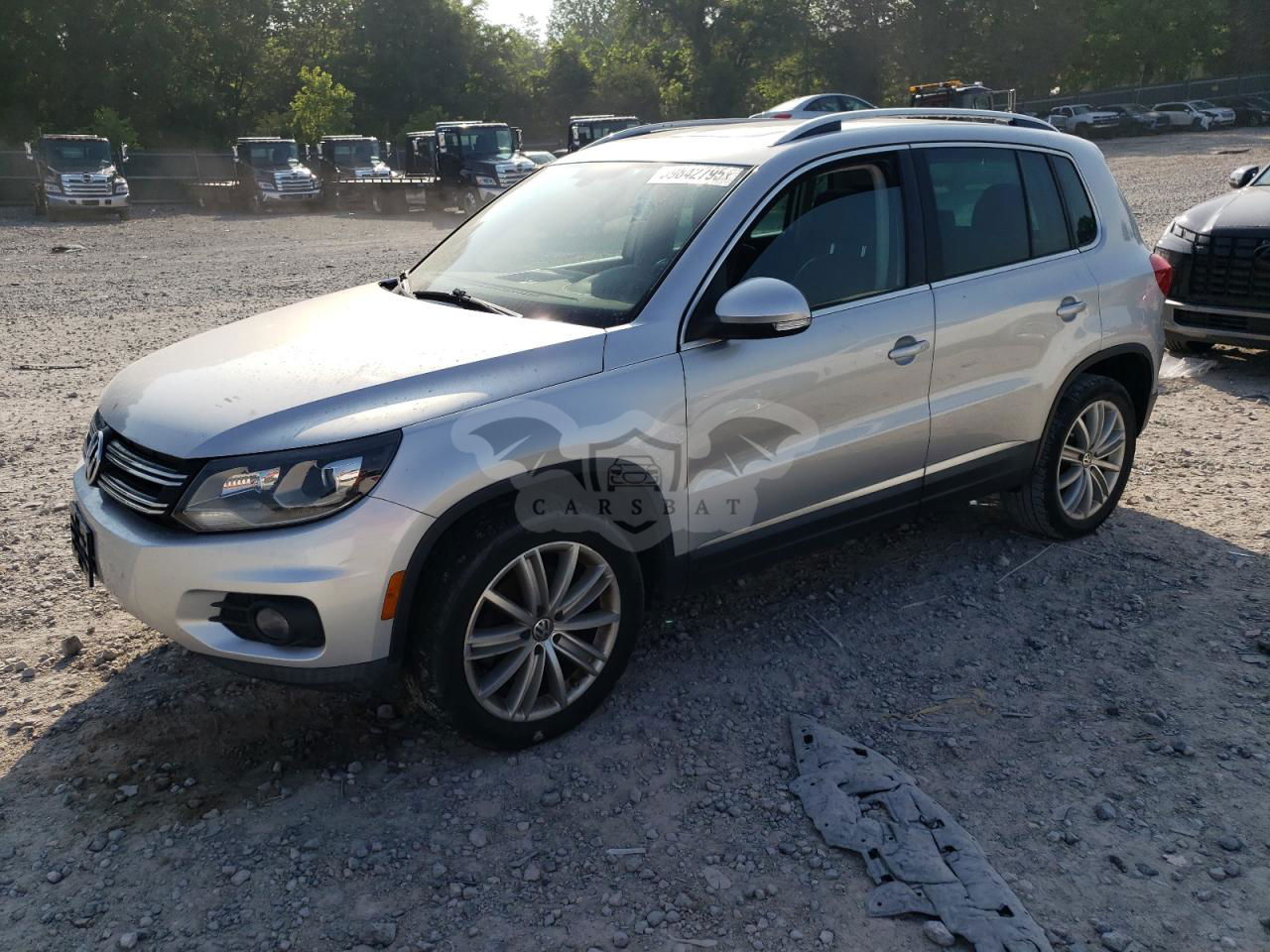 Volkswagen Tiguan S 2.0L  4 2016
