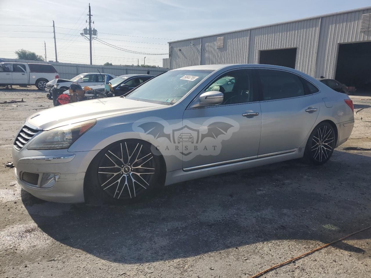 Hyundai Equus SIGNATURE 5.0L 8 2013