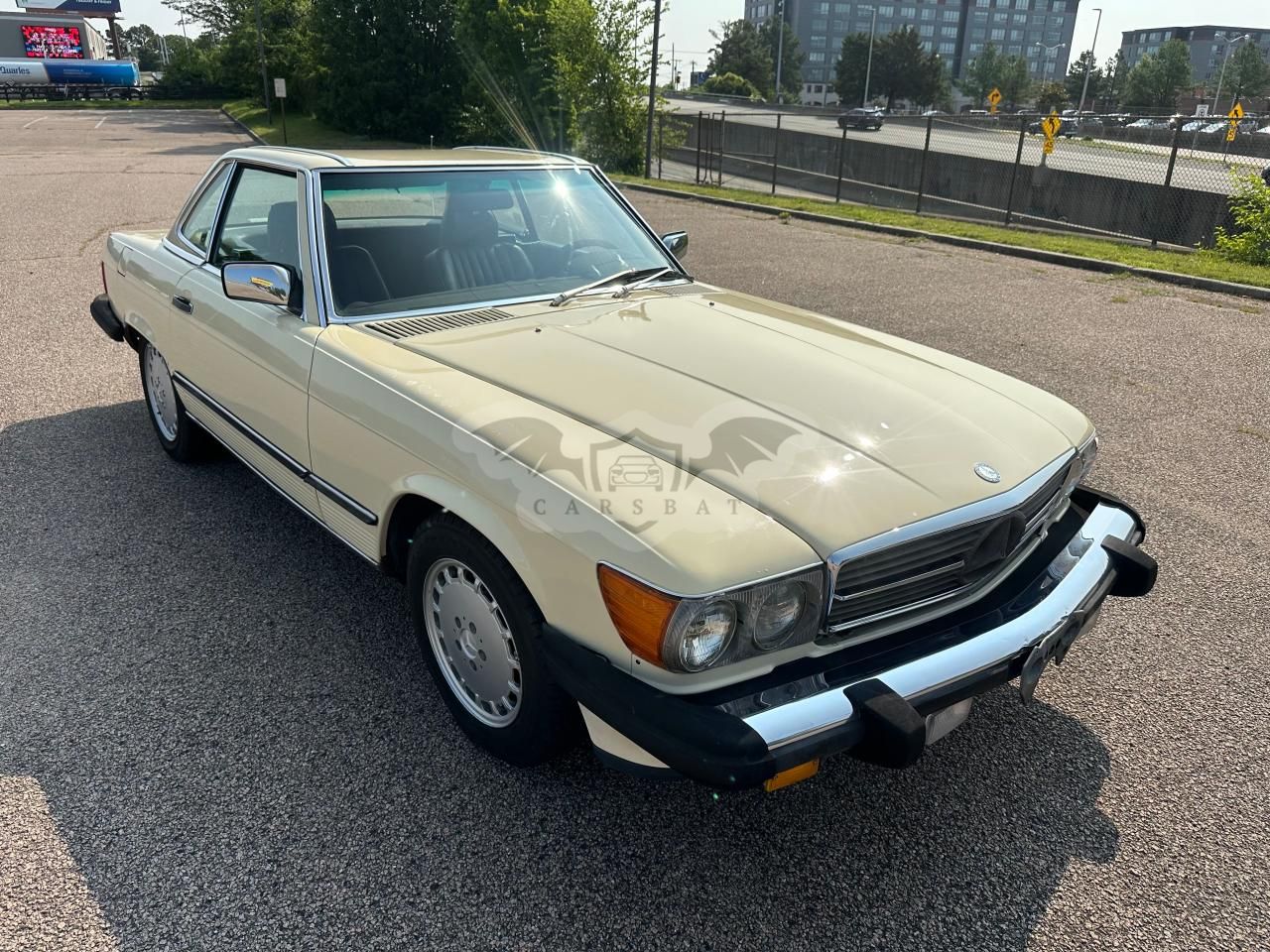 Mercedes-Benz SL SL 5.6L 8 1988