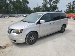 Chrysler Town & Country TOURING 3.8L 6 2010