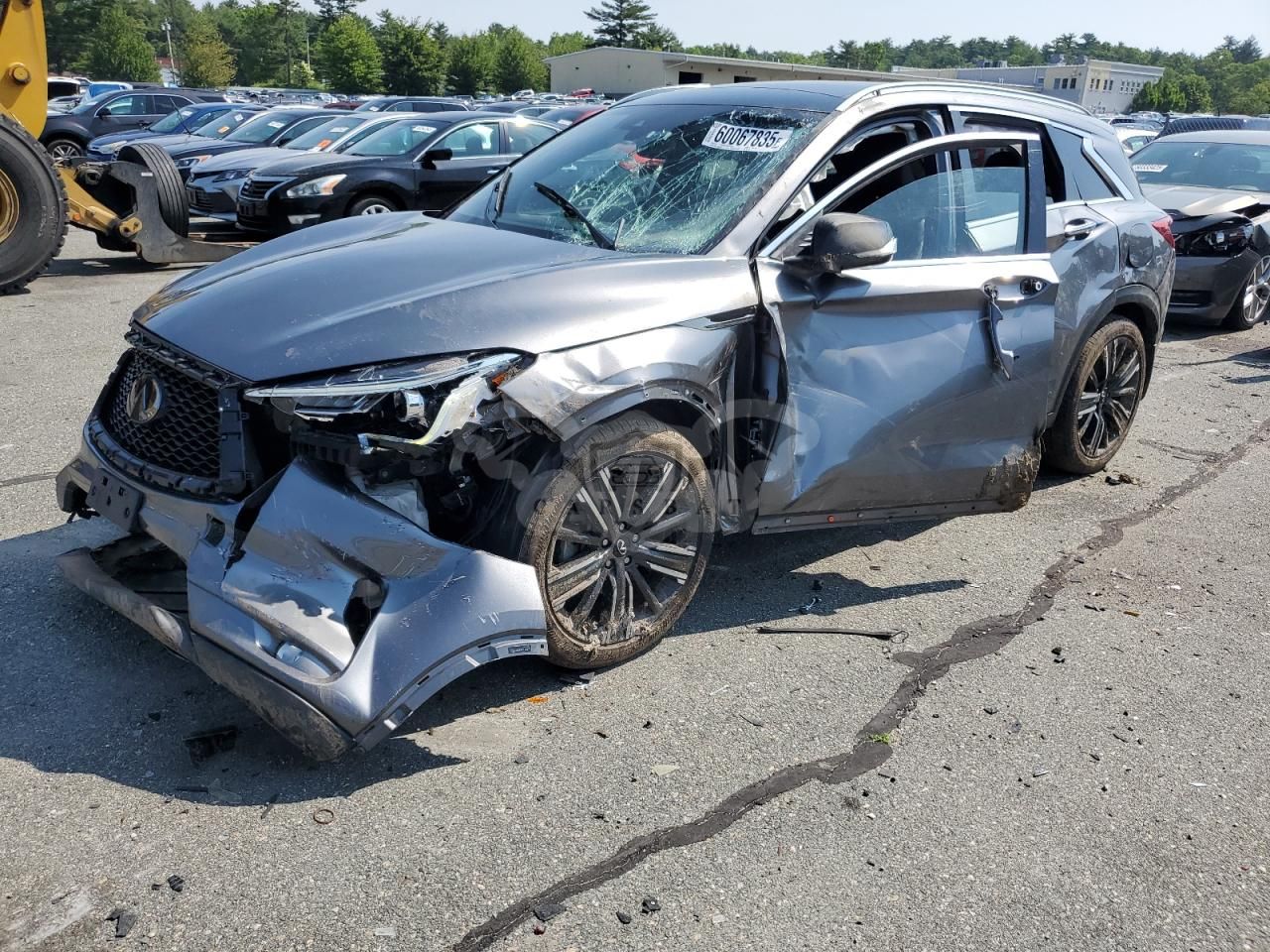 Infiniti QX50 LUXE 2.0L 4 2021
