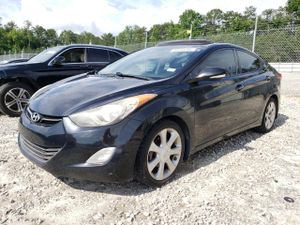 Hyundai Elantra GLS 1.8L 4 2013
