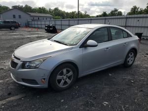 Chevrolet Cruze LT 1.4L 4 2013