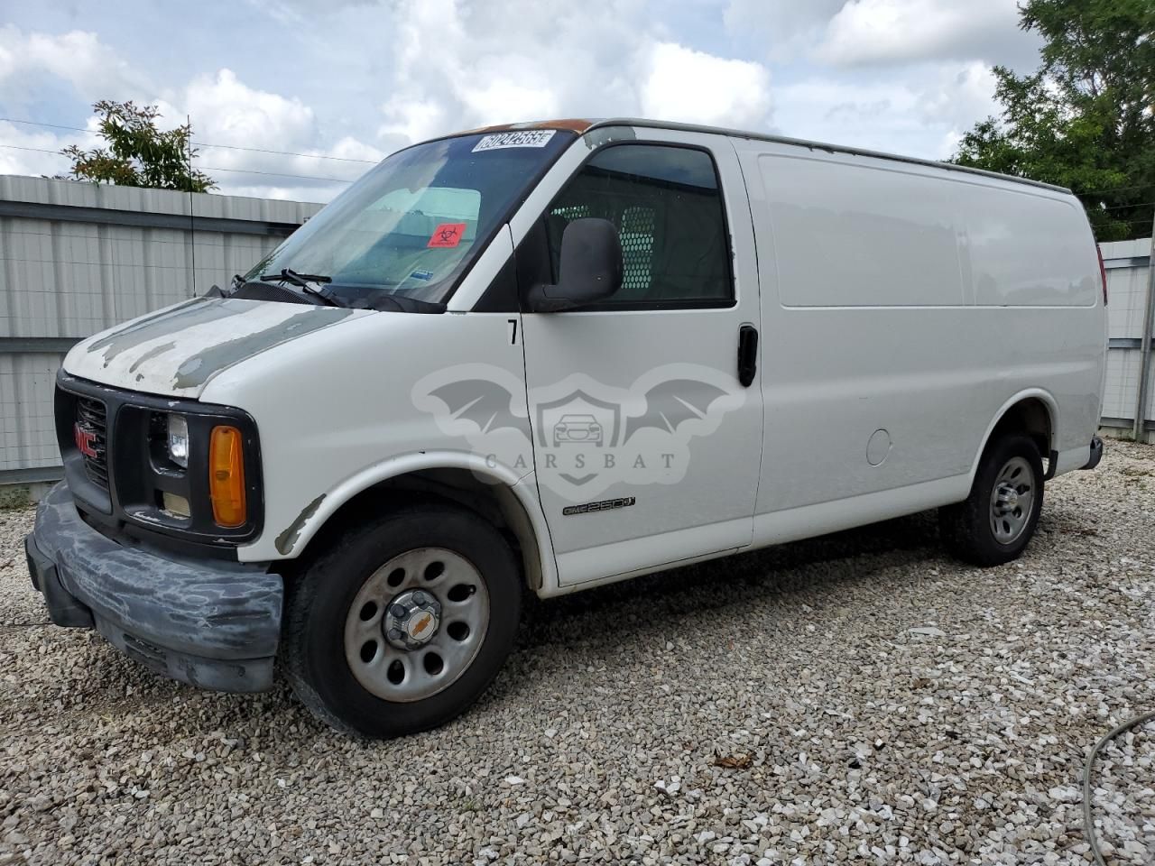 GMC Savana G2500 5.0L 8 1999