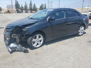 Toyota Corolla BASE 1.8L 4 2013