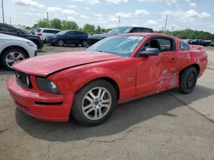 Ford Mustang GT 4.6L 8 2005