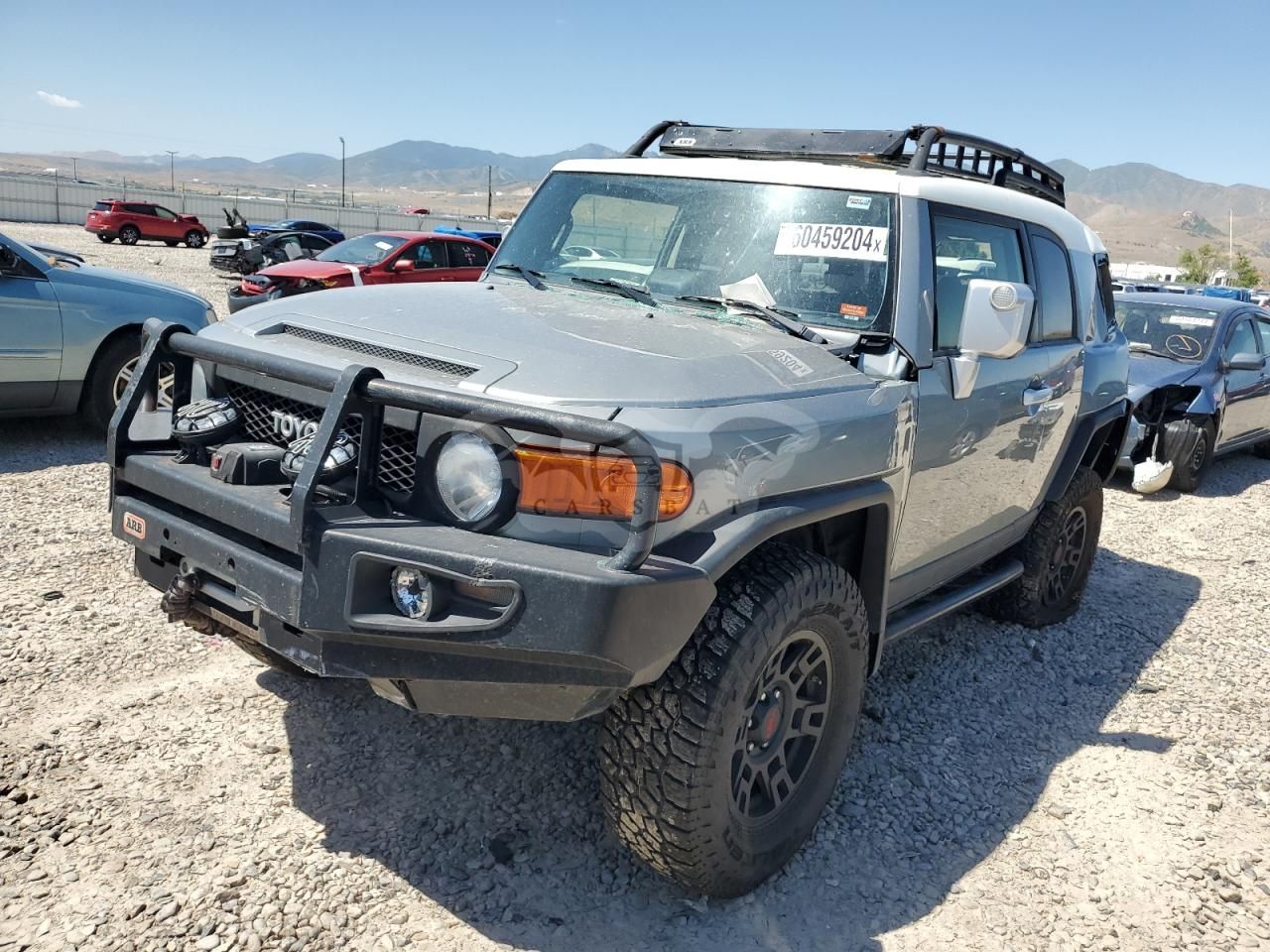 Toyota FJ Cruiser 4.0L 6 2012
