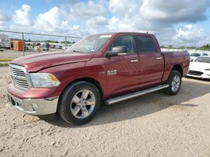 RAM 1500 SLT 5.7L 8 2015