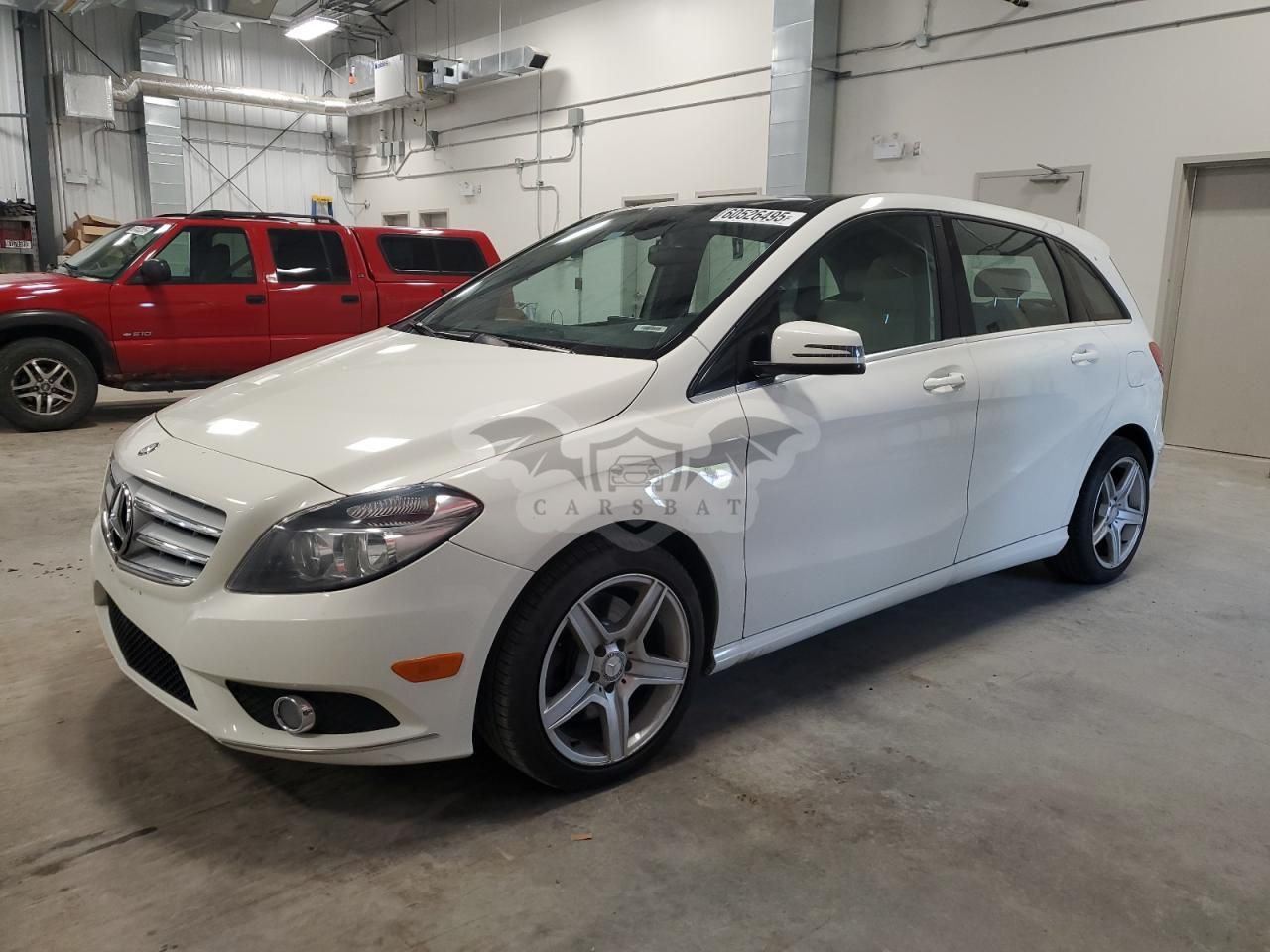Mercedes-Benz B 2.0L 4 2014