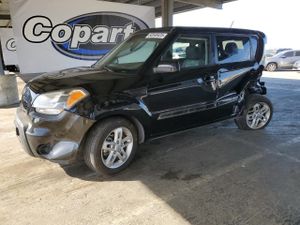 Kia Soul + 2.0L 4 2011