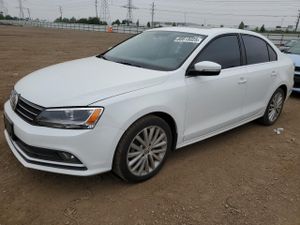 Volkswagen Jetta SE 1.8L 4 2015