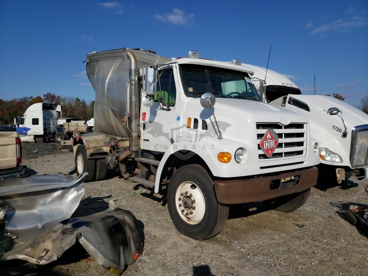 Sterling Truck L line 7500 6 2002