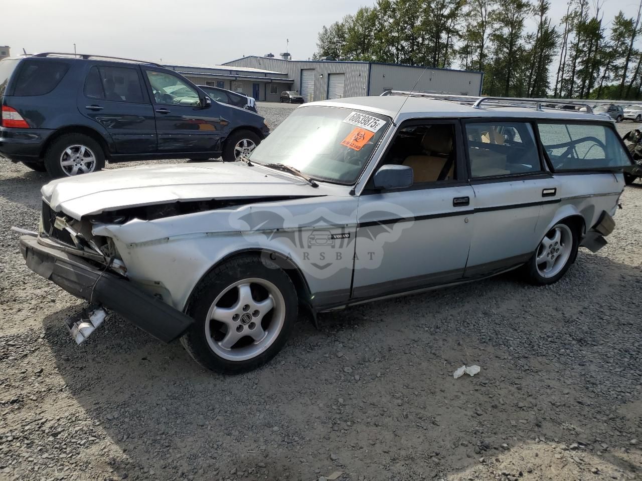 Volvo 245 DL 2.3L 4 1987