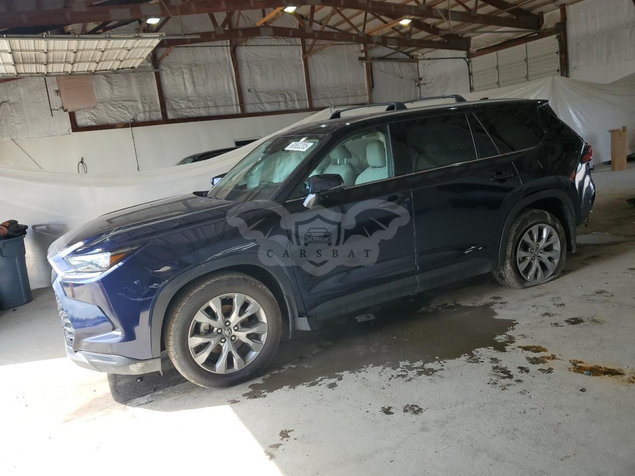 Toyota Grand Highlander LE 2.4L 4 2025