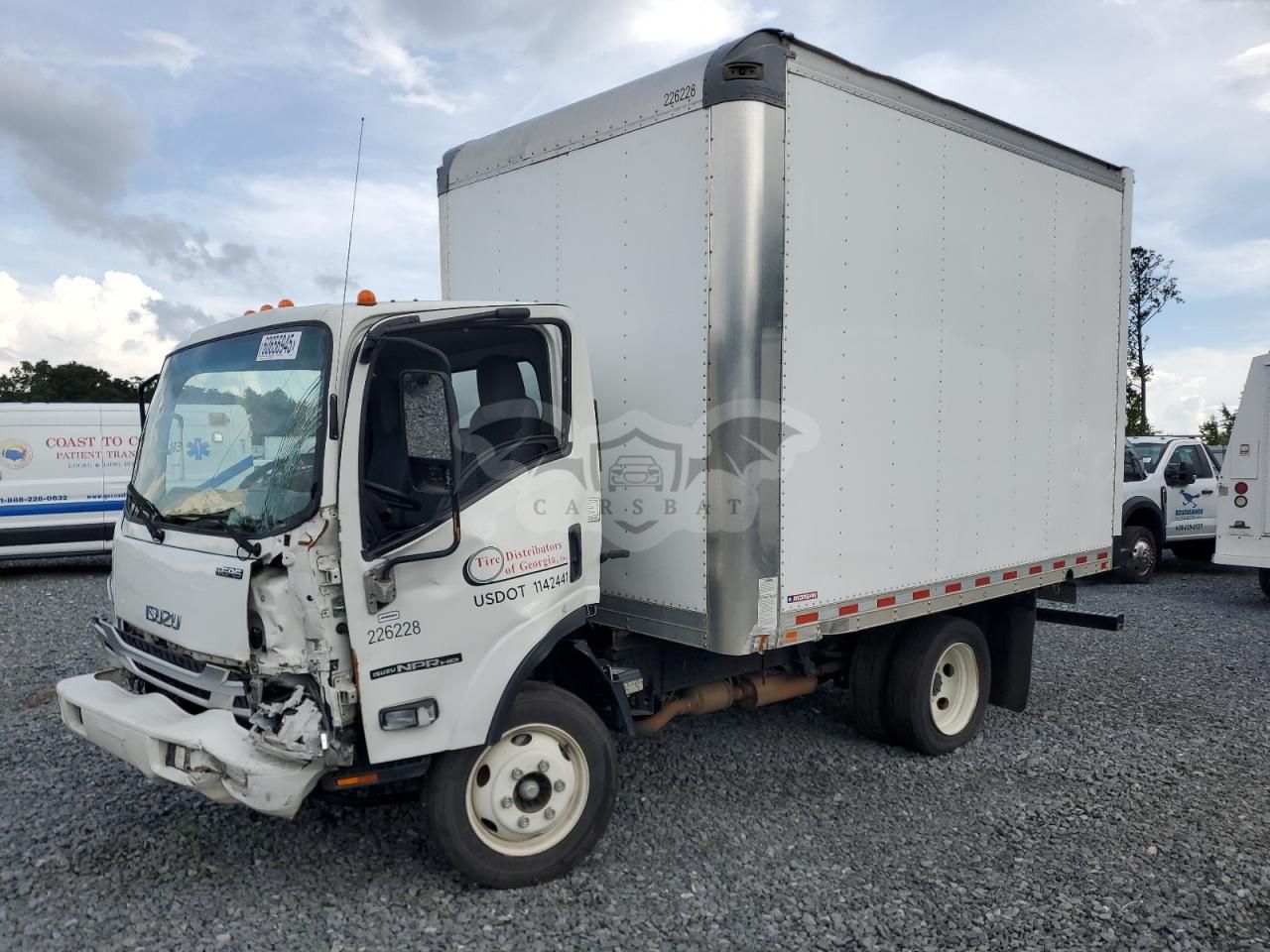 Isuzu NPR 6.6L 8 2023