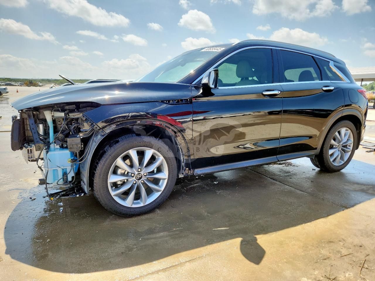 Infiniti QX50 LUXE 2.0L 4 2021