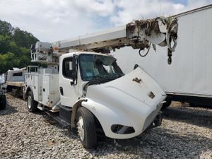 Freightliner Business Class M2 106 MEDIUM DUTY 6.7L 6 2015