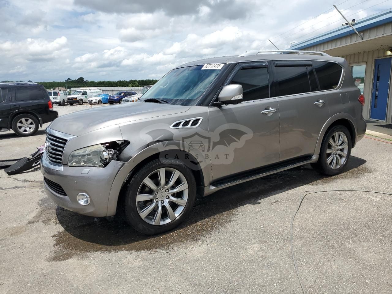 Infiniti QX56 5.6L 8 2012