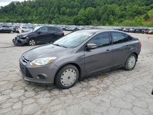 Ford Focus SE 2.0L 4 2013