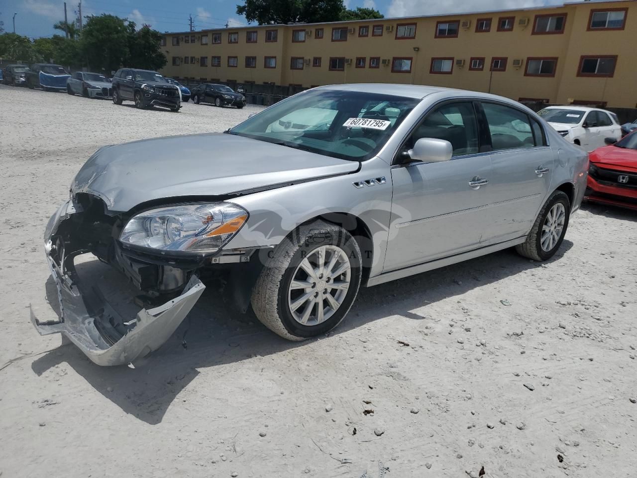 Buick Lucerne CXL 3.9L 6 2011