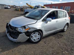 Nissan Versa S 1.8L 4 2011