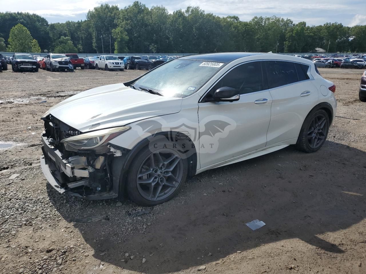 Infiniti QX30 BASE 2.0L 4 2018