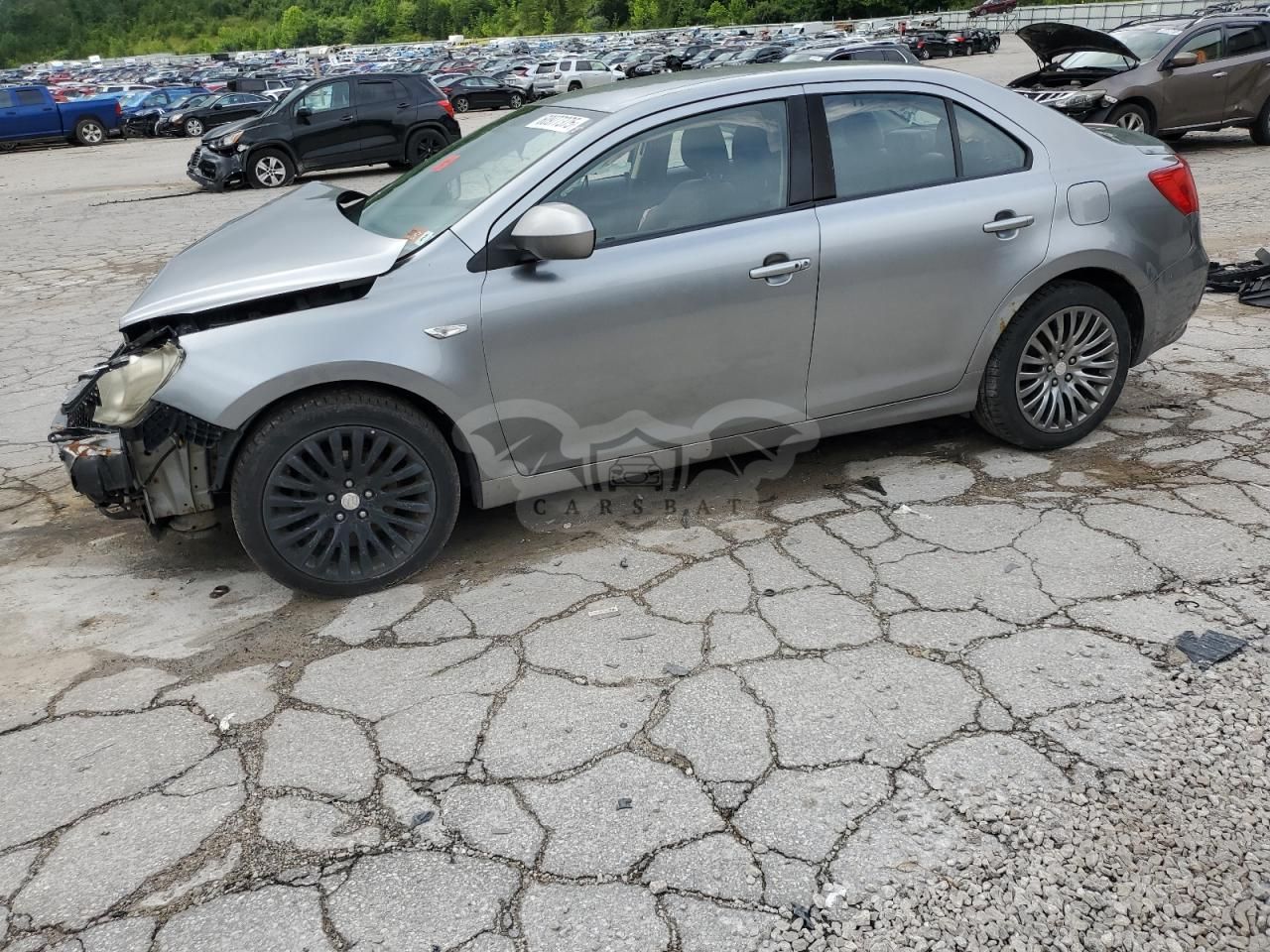 Suzuki Kizashi SE 2.4L 4 2012
