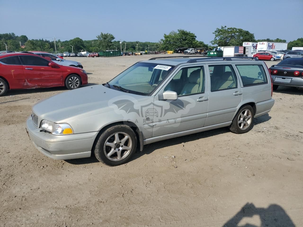 Volvo V70 BASE 2.4L 5 2000