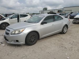 Chevrolet Malibu LS 2.5L 4 2013