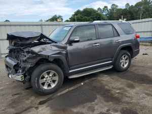 Toyota 4Runner SR5 4.0L 6 2013