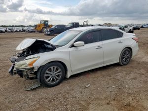 Nissan Altima 2.5 2.5L 4 2015