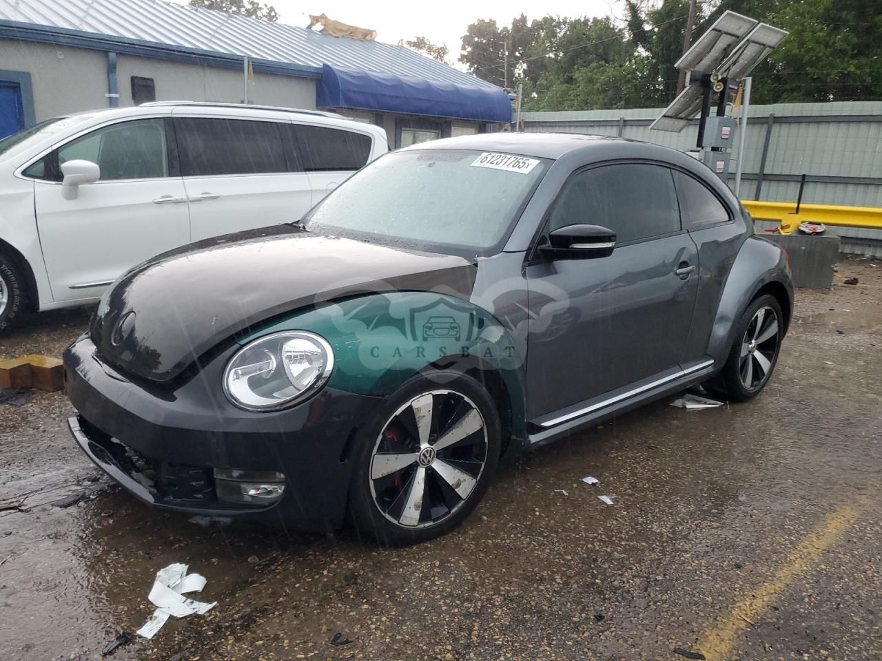 Volkswagen Beetle TURBO 2.0L 4 2012