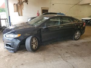 Ford Fusion SE 2.5L 4 2014