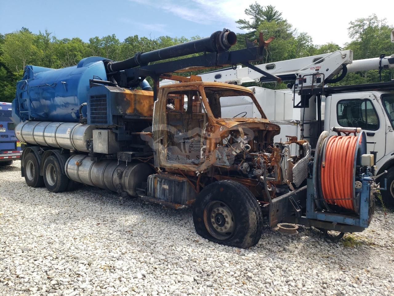 Sterling Truck L line 7500 7.2L 6 2001