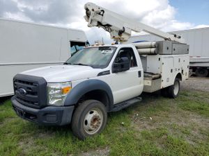 Ford F-450 SUPER DUTY 6.8L 10 2015